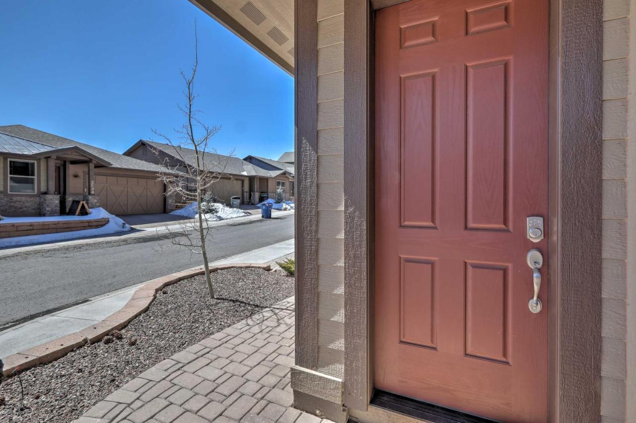 Centrally Located Vacation With Patio *